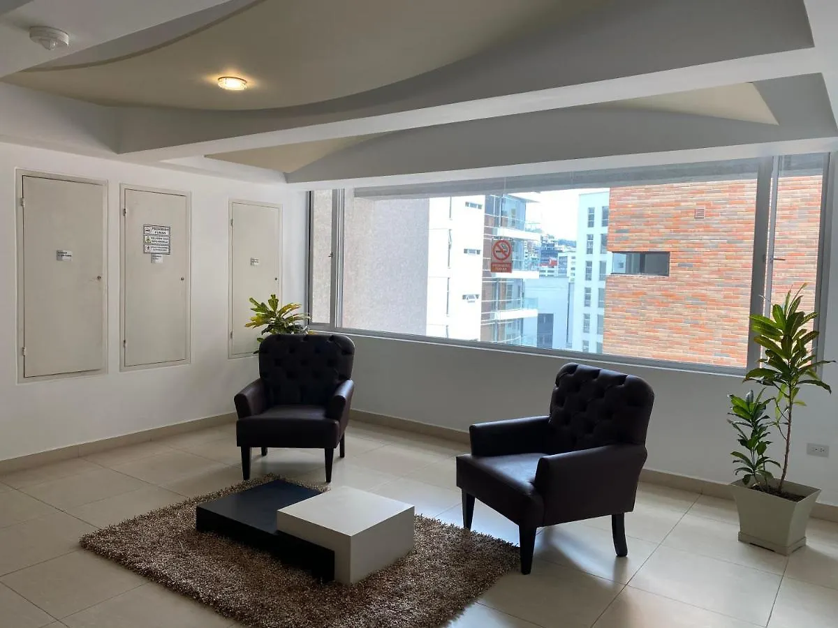 Suite Ejecutiva, Parque La Carolina, Excelente Ubicacion Quito