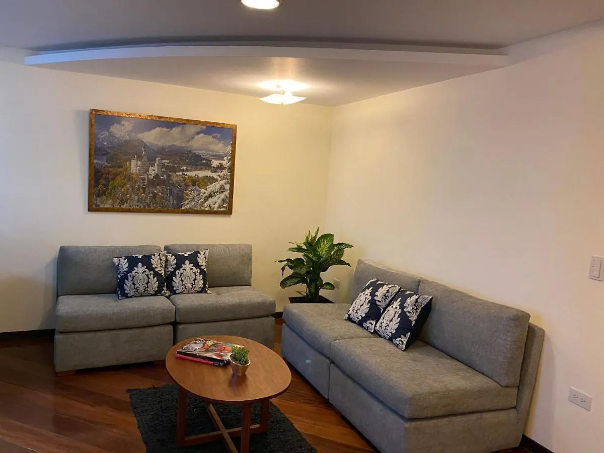 Suite Ejecutiva, Parque La Carolina, Excelente Ubicacion Quito