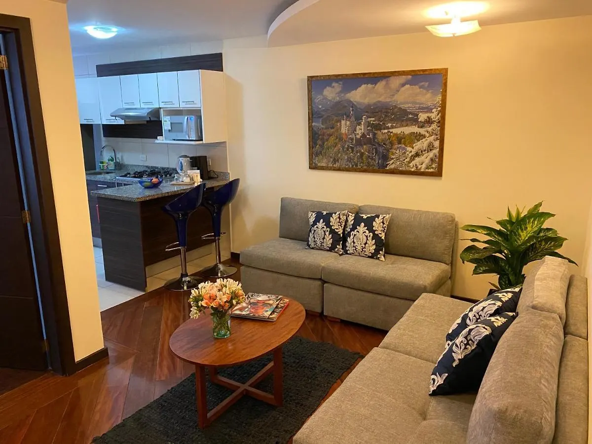 Daire Suite Ejecutiva, Parque La Carolina, Excelente Ubicacion Quito