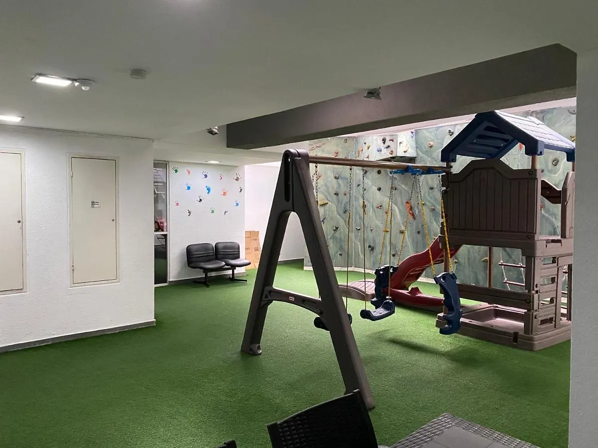 Daire Suite Ejecutiva, Parque La Carolina, Excelente Ubicacion Quito