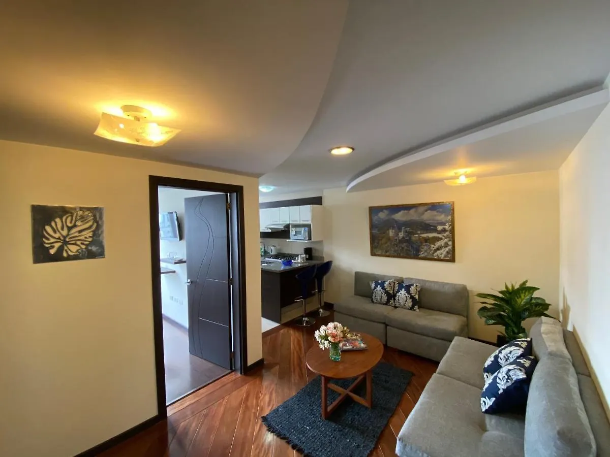 קיטו Suite Ejecutiva, Parque La Carolina, Excelente Ubicacion